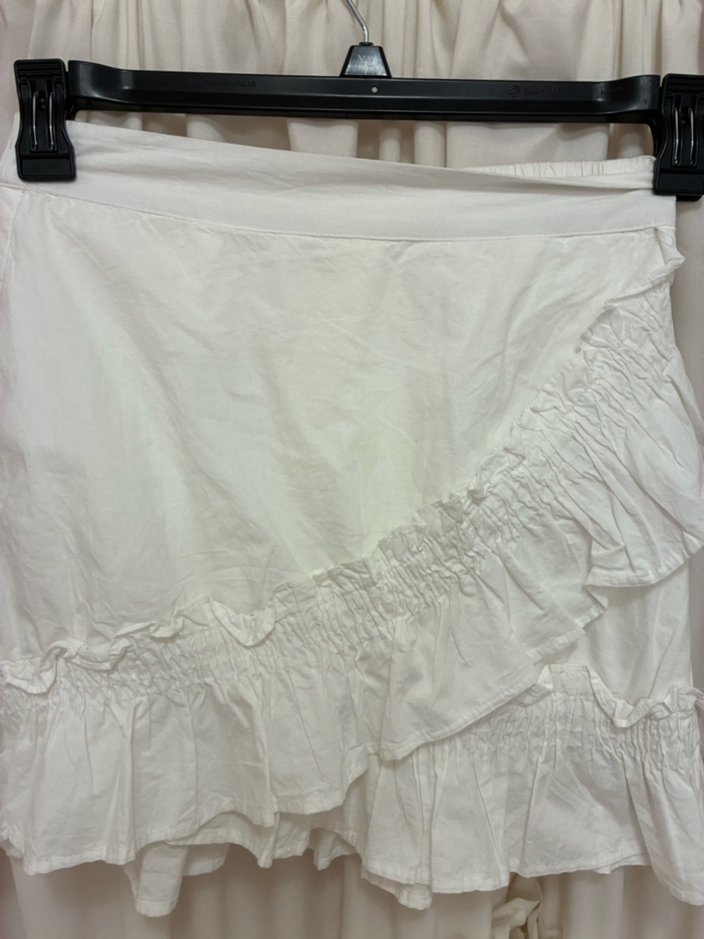 Women’s White Ruffle Mini Skirt🌺 - Picture 9 of 9